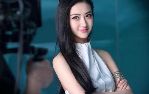 娱乐圈吃瓜背景图女星,揭秘“吃瓜图”背后的明星故事