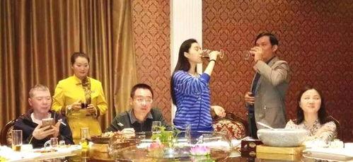 娱乐圈扒姨太的吃瓜大会,揭秘明星幕后故事，吃瓜大会精彩纷呈